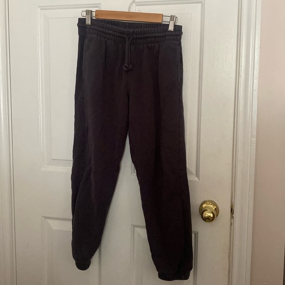 Aritzia TNA Sweatpants - Picture 1 of 3